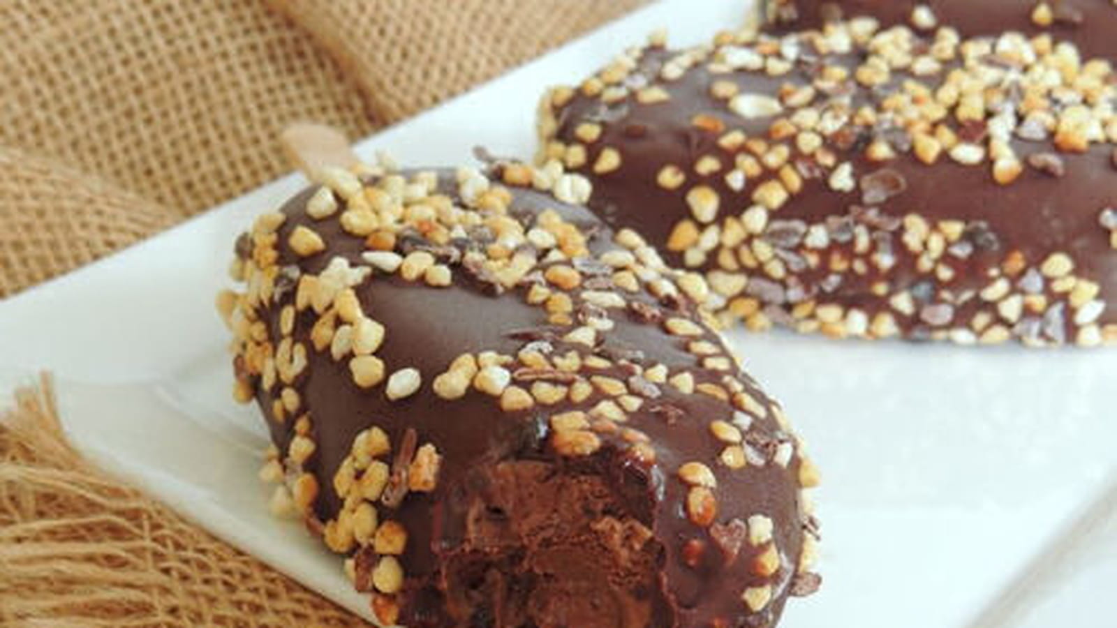 Esquimaux au chocolat et éclats de noisette