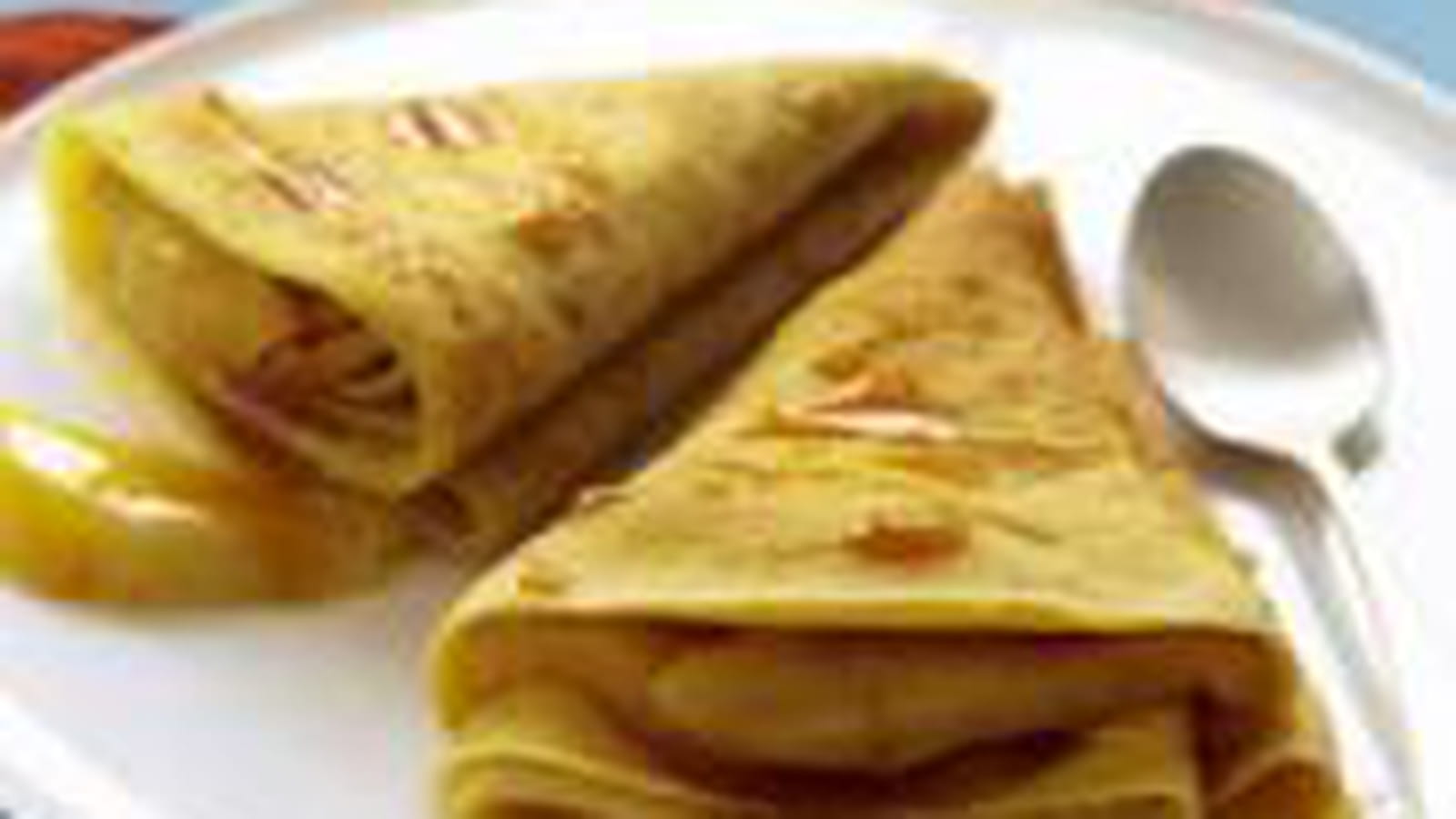 Crêpes aux poires pochées
