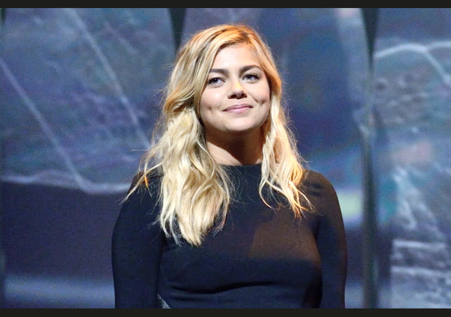 Les cheveux longs de Louane