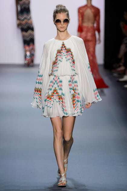 D&eacute;fil&eacute; Jenny Packham