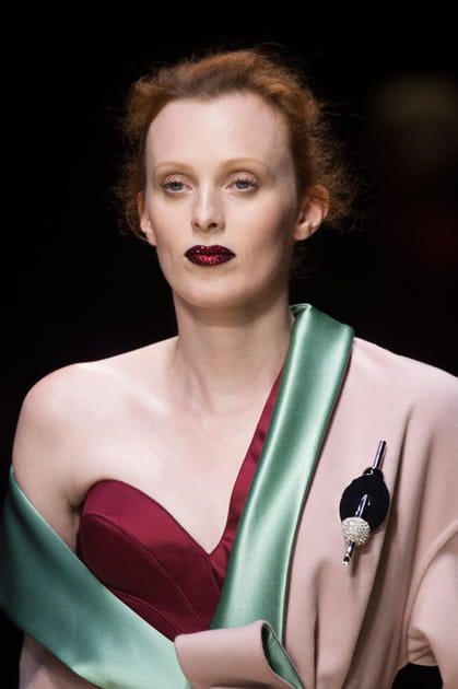 Bouche glitter chez Atelier Versace