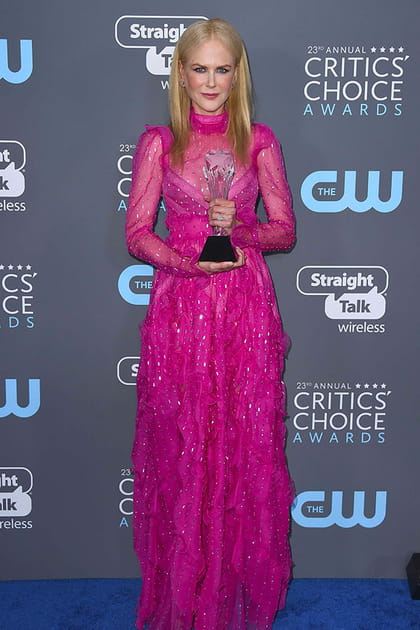 Nicole Kidman en robe rose à paillettes