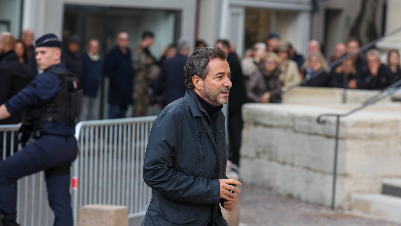 Bernard Montiel