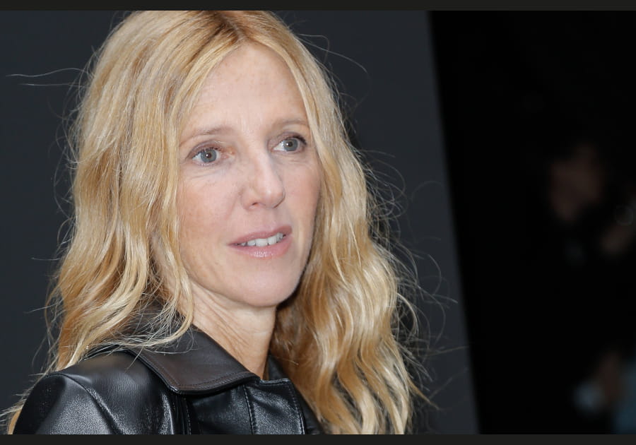 Les cheveux gaufr&eacute;s de Sandrine Kiberlain