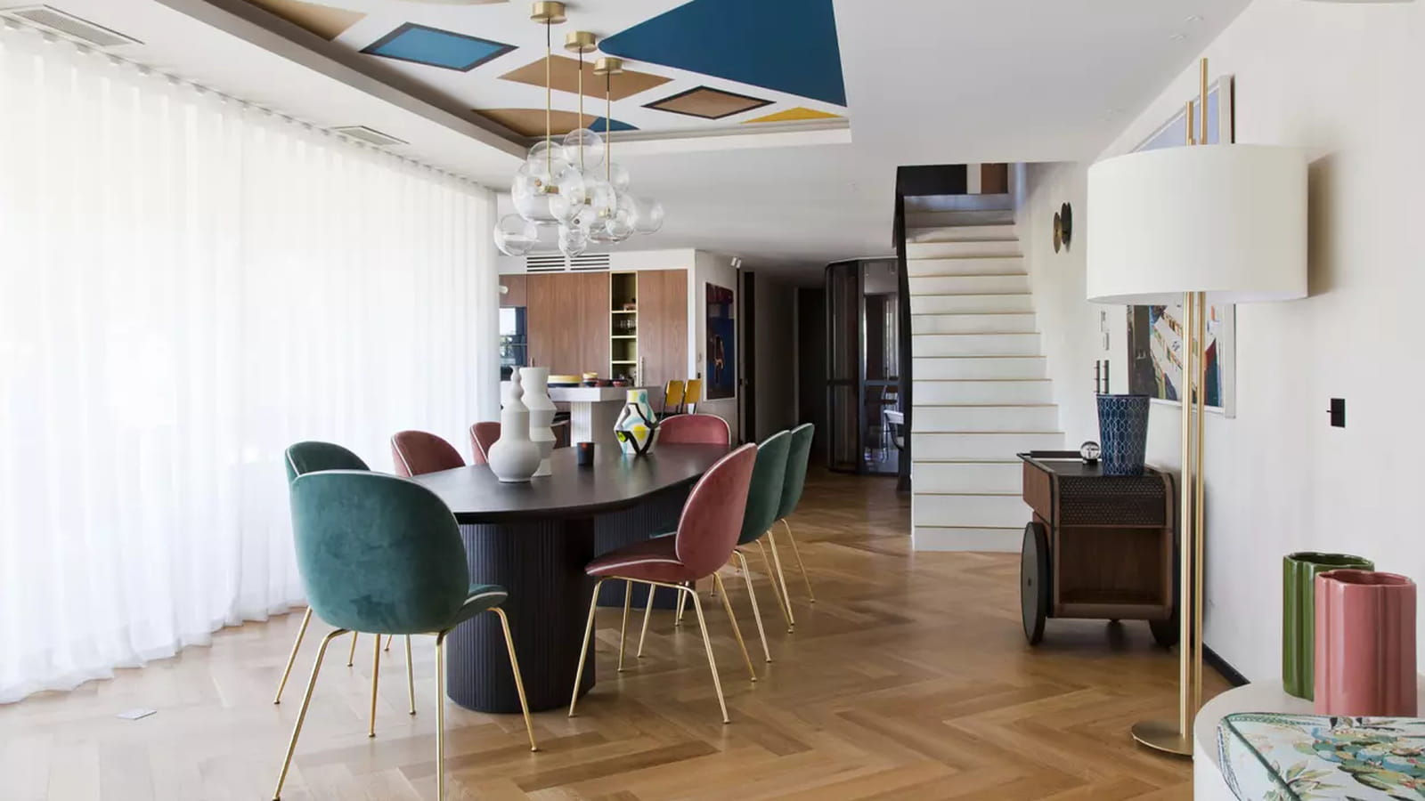 Plafond géométrique