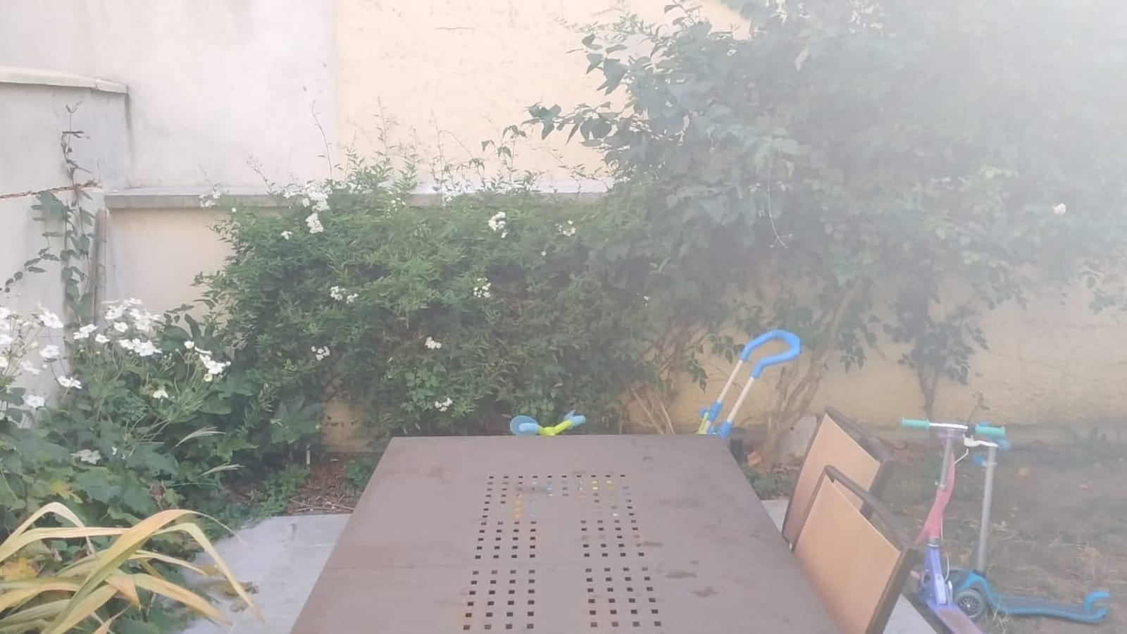 Table jardin avant 