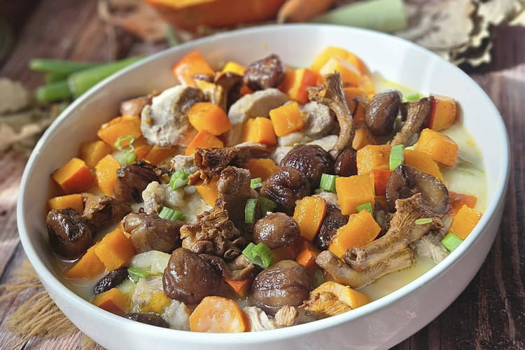 Blanquette de veau d'automne aux champignons, potimarron et châtaignes