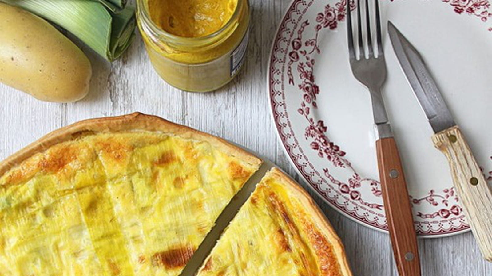 Quiche végétarienne poireaux, pommes de terre, moutarde au curry