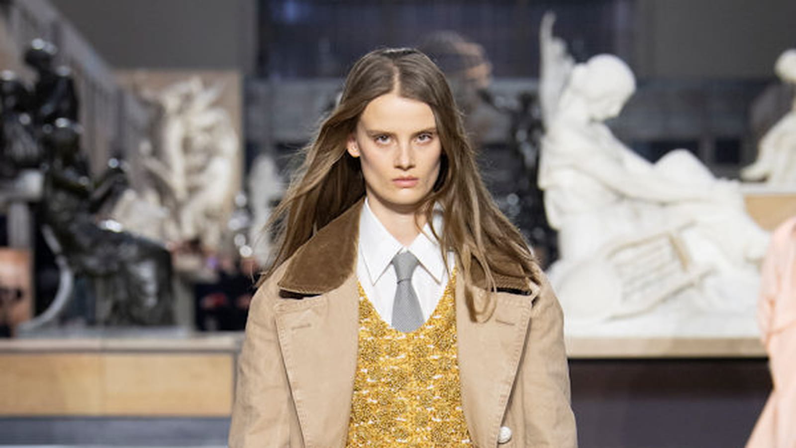 Look 11