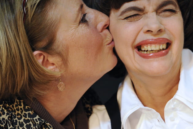 Mireille Mathieu fait "big bisou" à ses fans