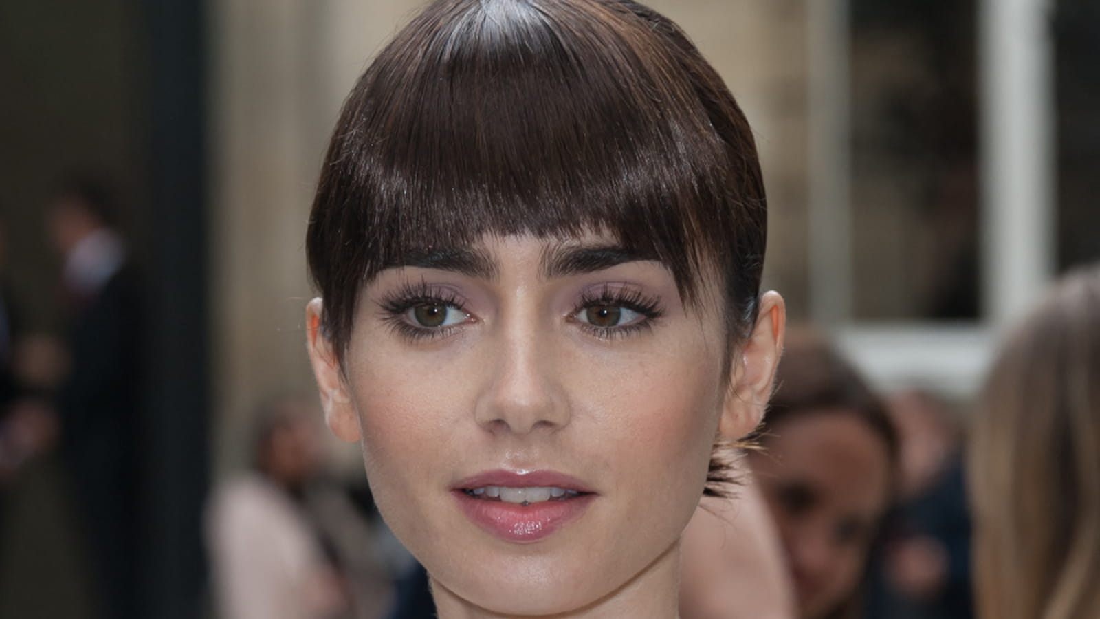 Longs cils volumineux