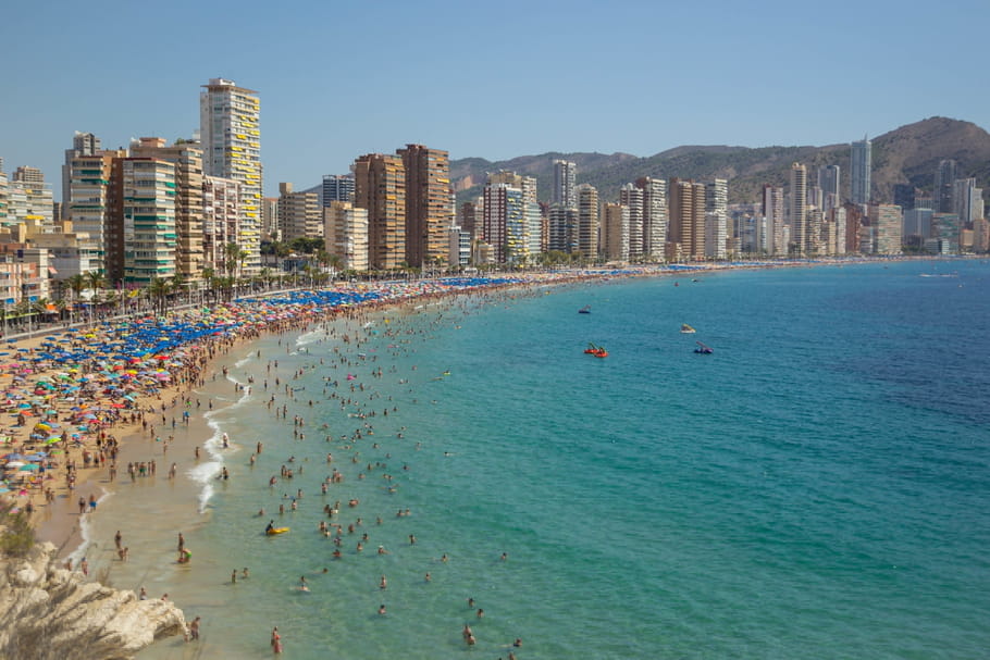 Viol en réunion, abus sexuel : 5 Français accusés par 2 Norvégiennes à Benidorm