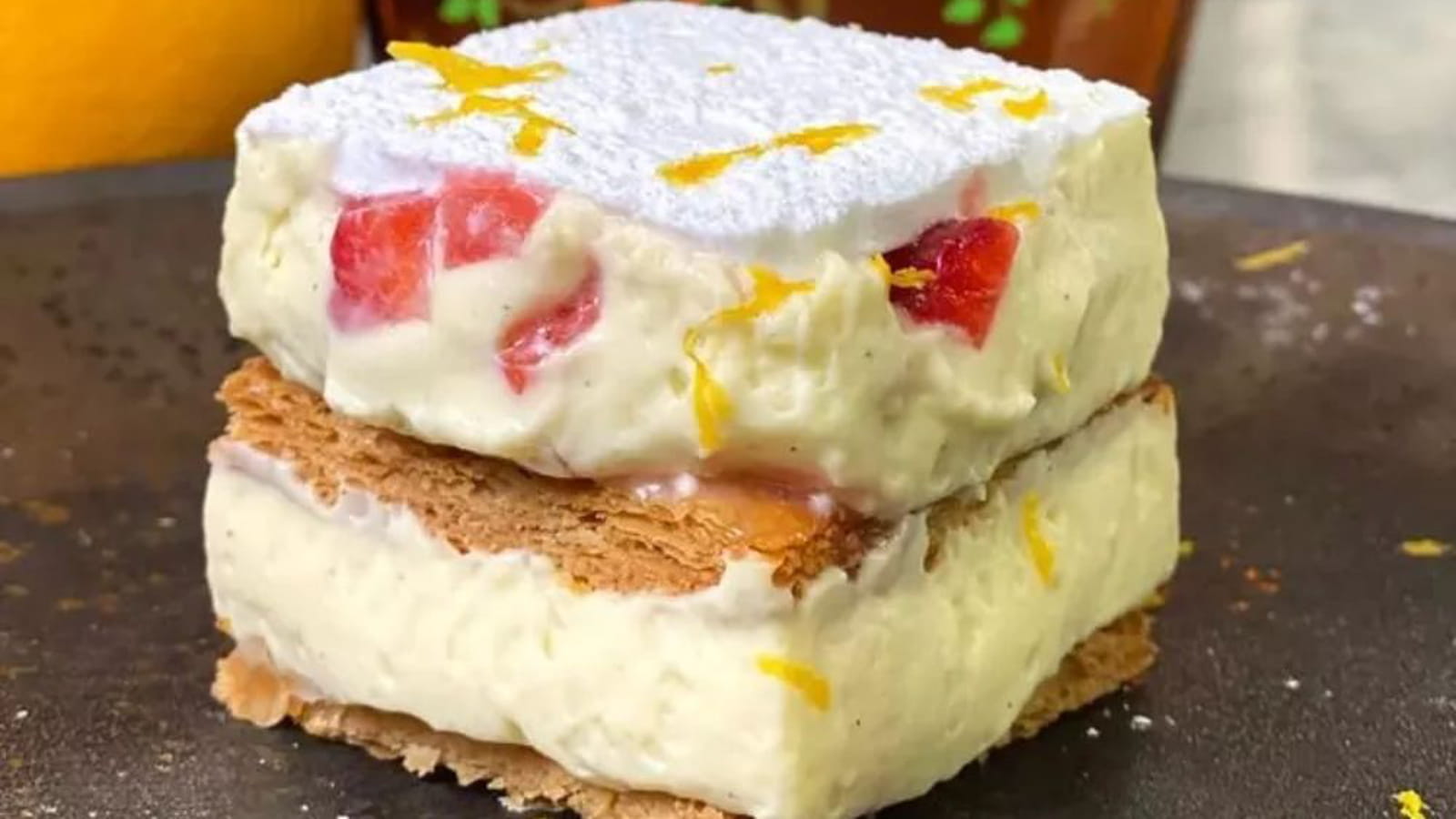 Millefeuille aux fraises et Dom Pacello Royal Orange®