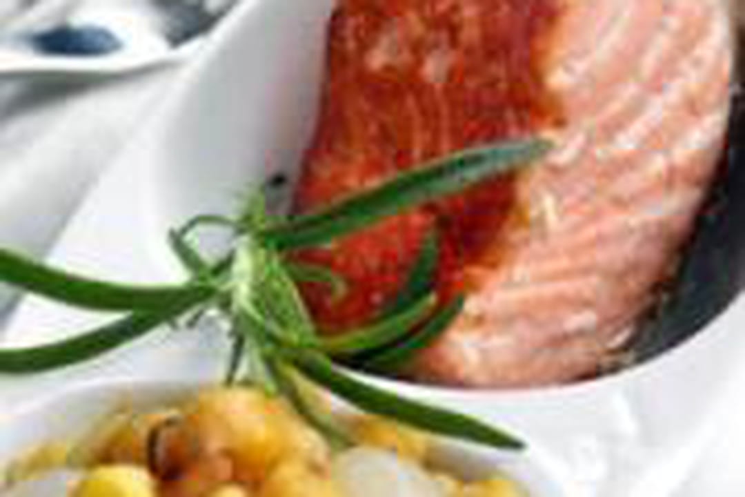 vap in seclin Saumon grillé aux pois chiches et pignons de pin