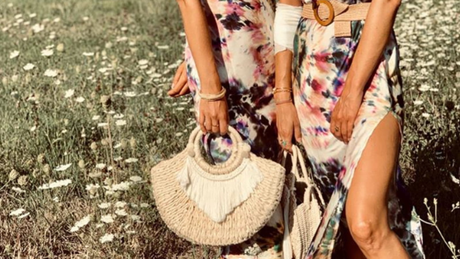 Julie et Laury Thilleman
