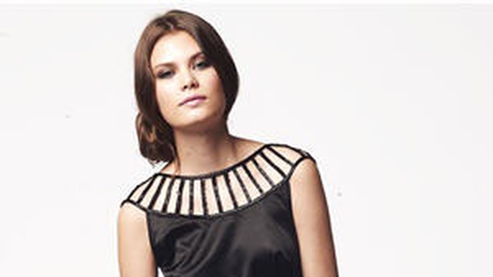 Robe noire en satin de Lipsy