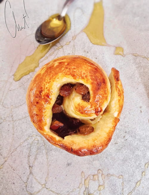 Briochette magique, miel-raisins-dattes et fleur d'oranger