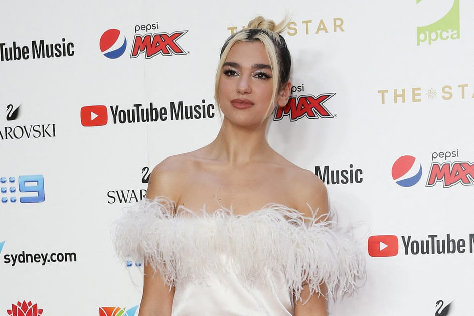 Les deux m&egrave;ches libres de Dua Lipa