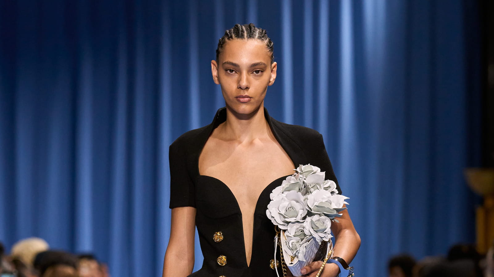 Look 3