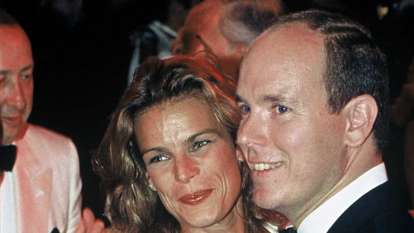 Elle ouvre le bal avec Albert
