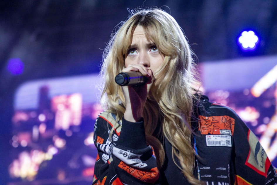 La frange rideau d'Ang&egrave;le