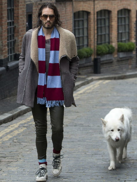 Russell Brand, stylé dans les rues de Londres