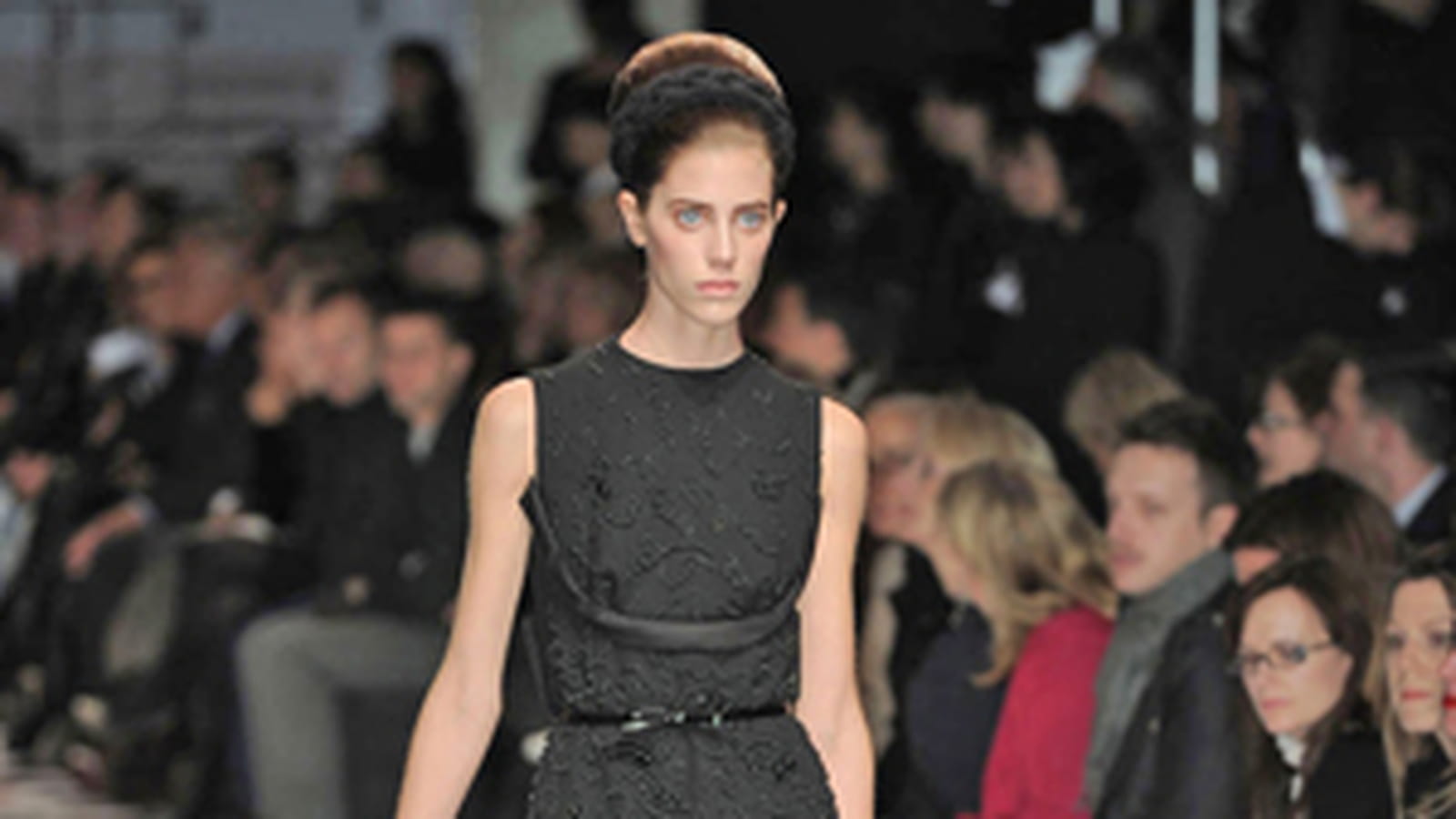 Robe brodée