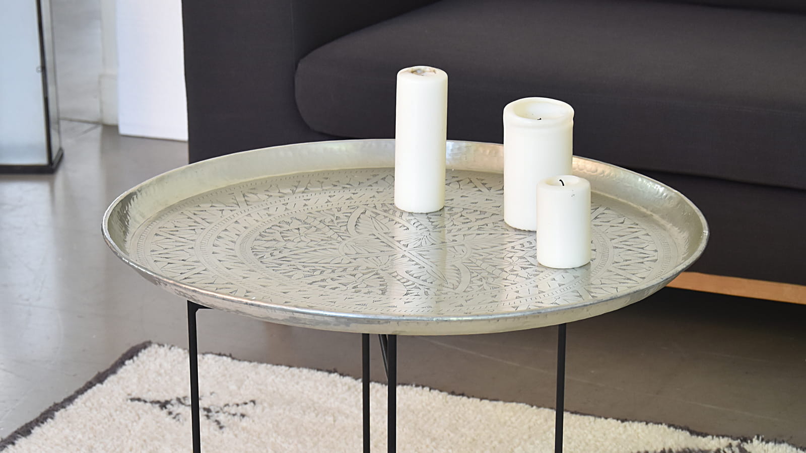 Table basse avec plateau