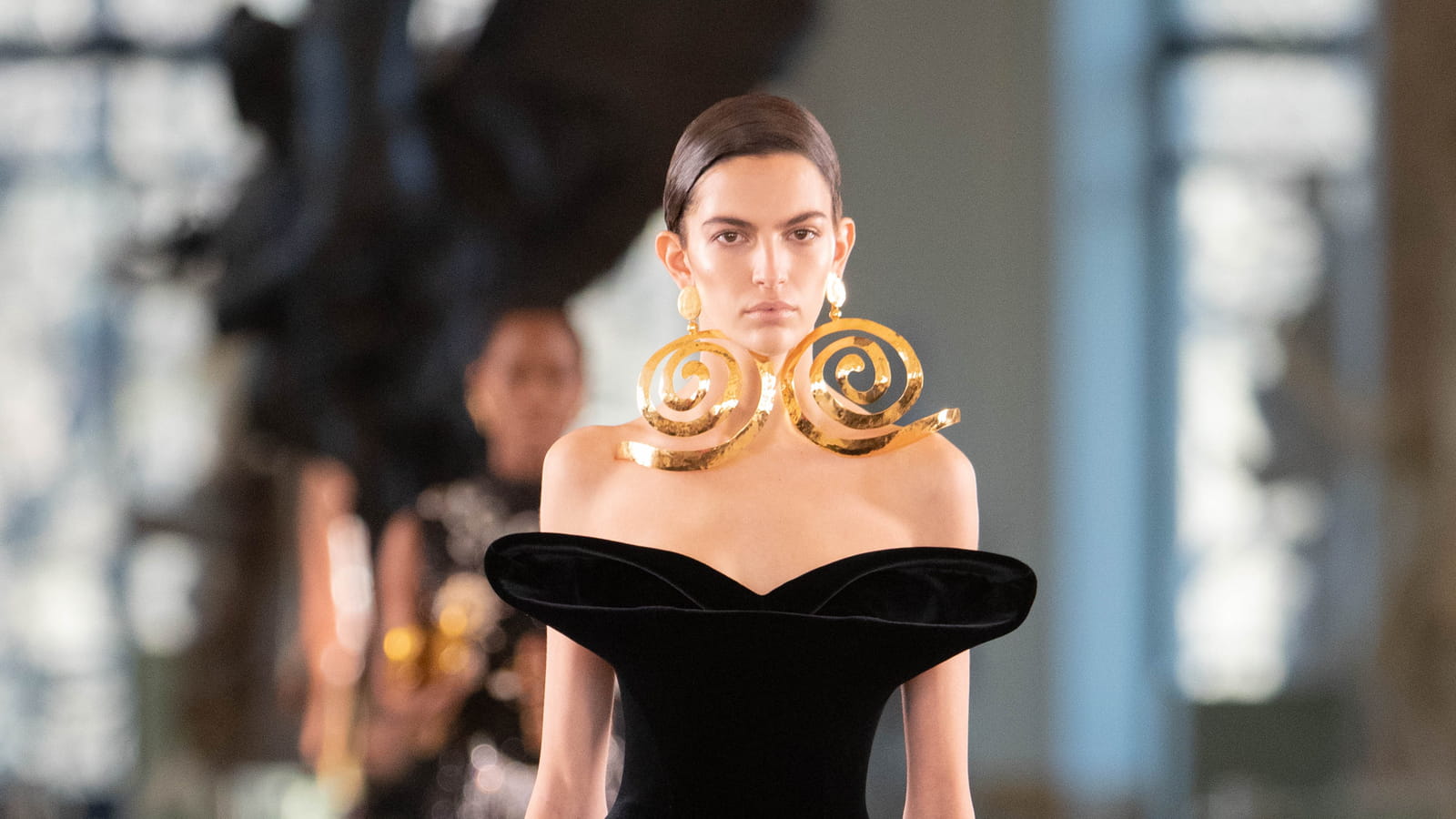 Look 25