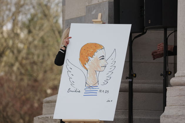 Obsèques d'Emilie Dequenne : un dessin émouvant de l'actrice