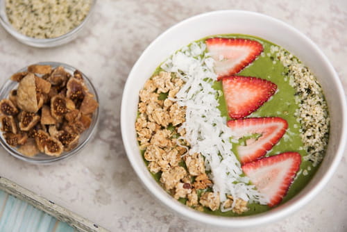 Smoothie bowl au thé matcha
