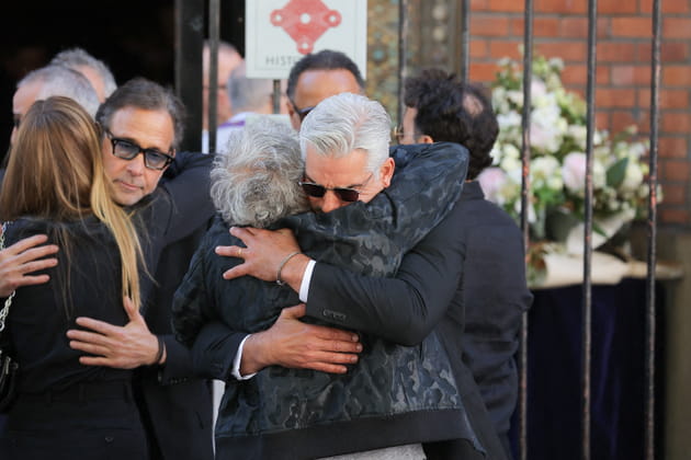 Nagui, boulevers&eacute; aux obs&egrave;ques de Nadia Far&egrave;s