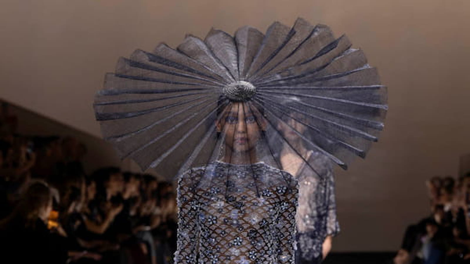 Défilé Giorgio Armani Privé printemps-été 2024