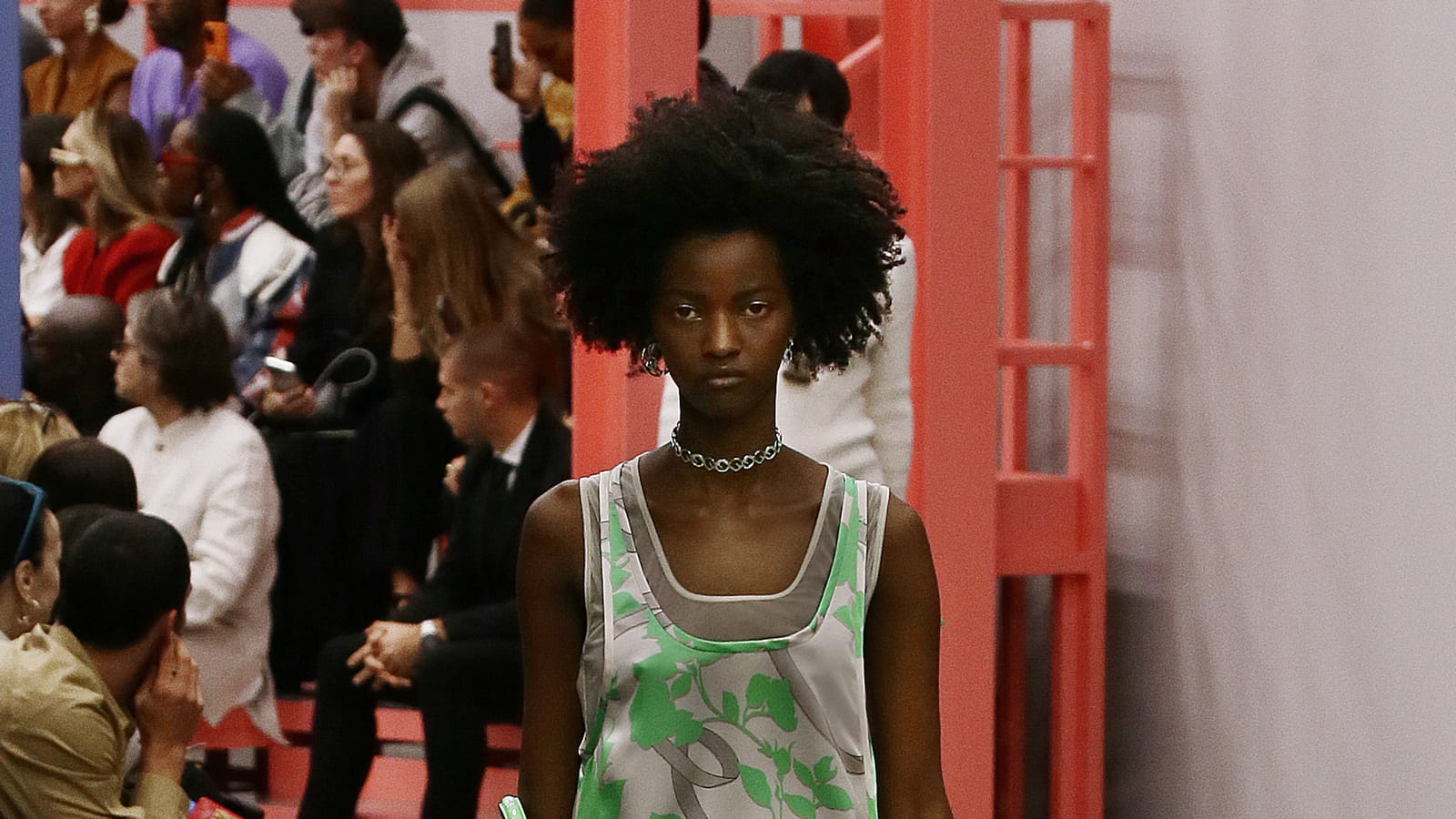 Look 28 