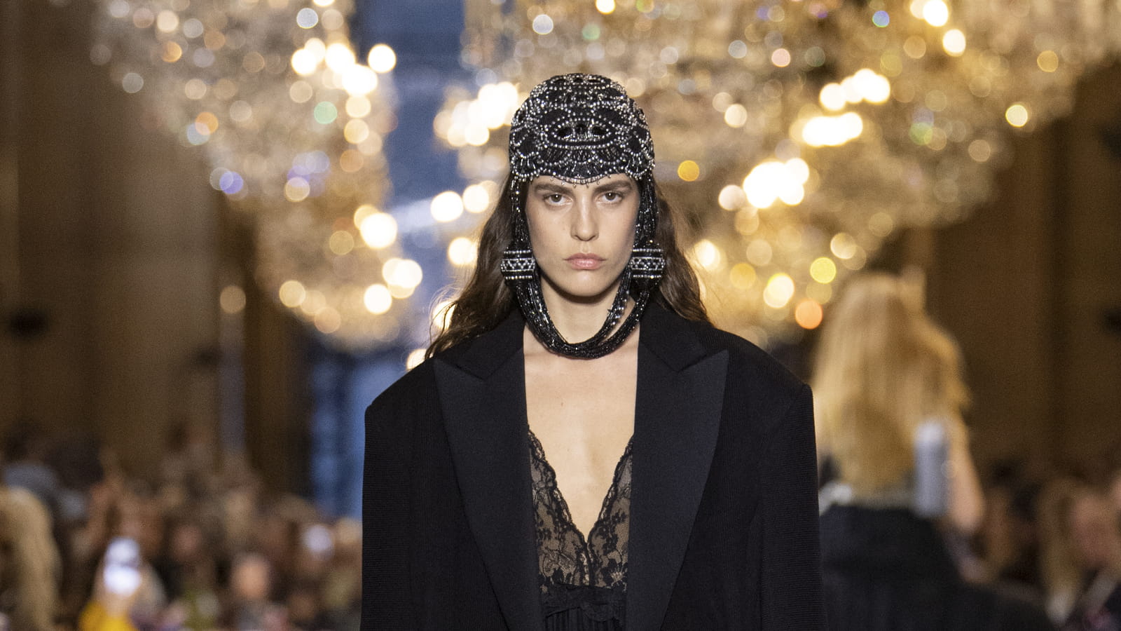 Look 12