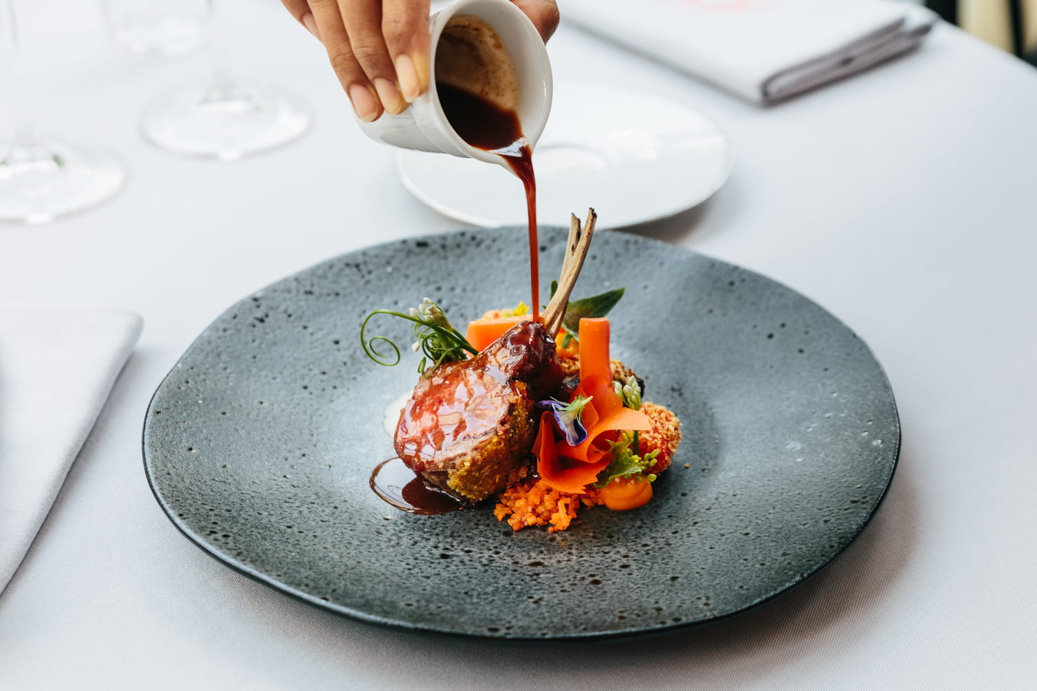 Ce restaurant étoilé propose un menu tout compris "moins cher que les bistrots du coin"