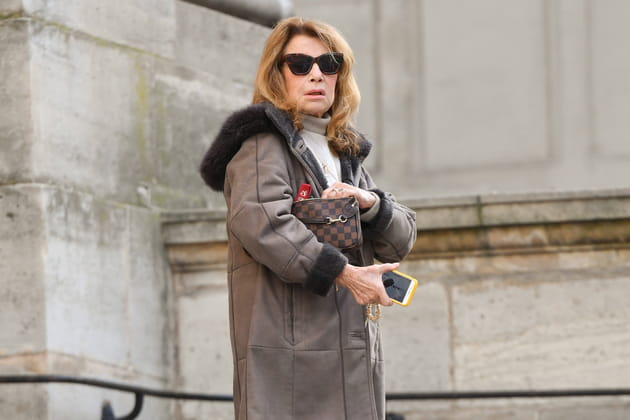 Mort de Tchéky Karyo : Nicole Calfan a été aperçue devant l'église Saint-Roch