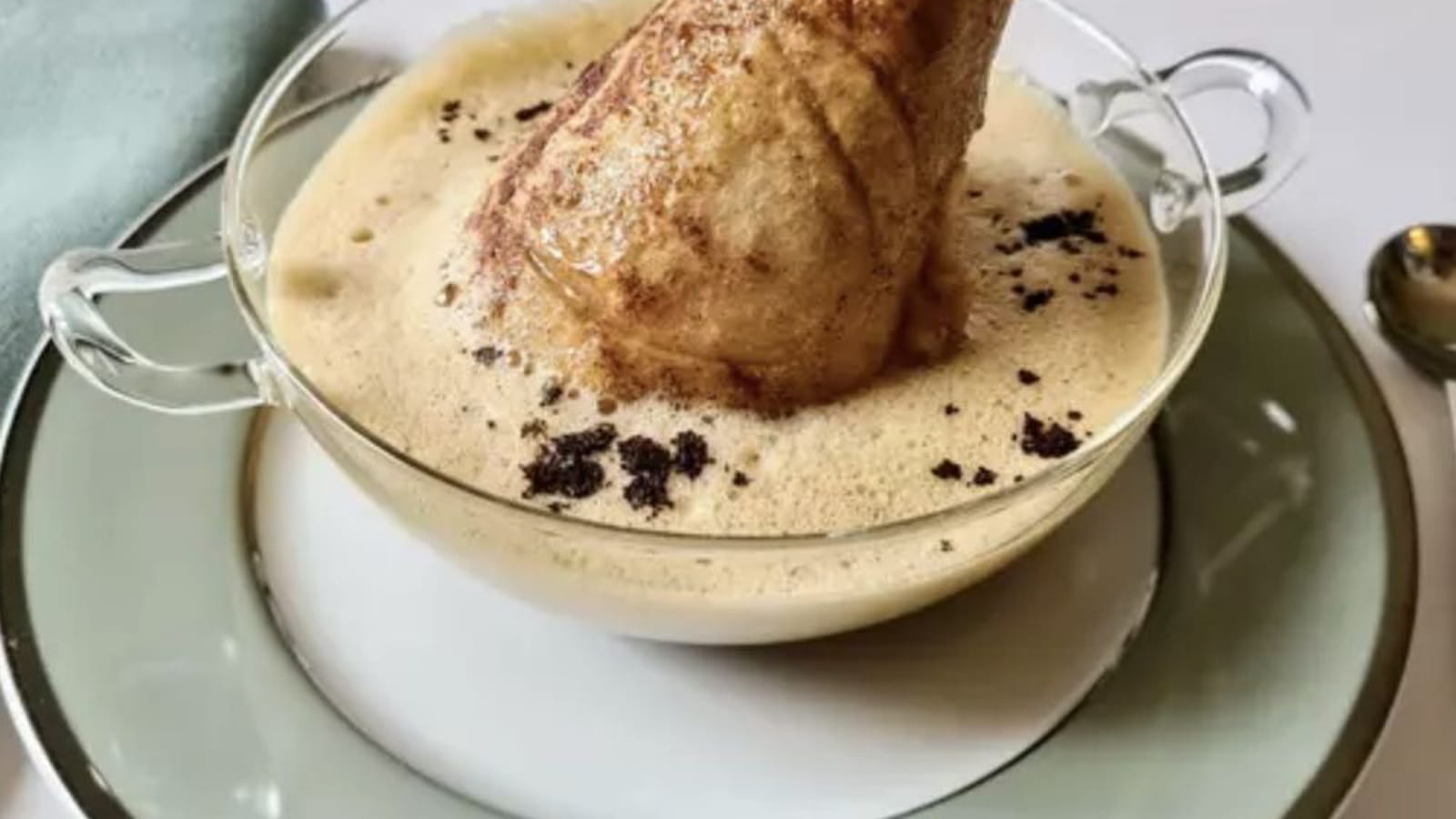 Poires rôties, sabayon au café