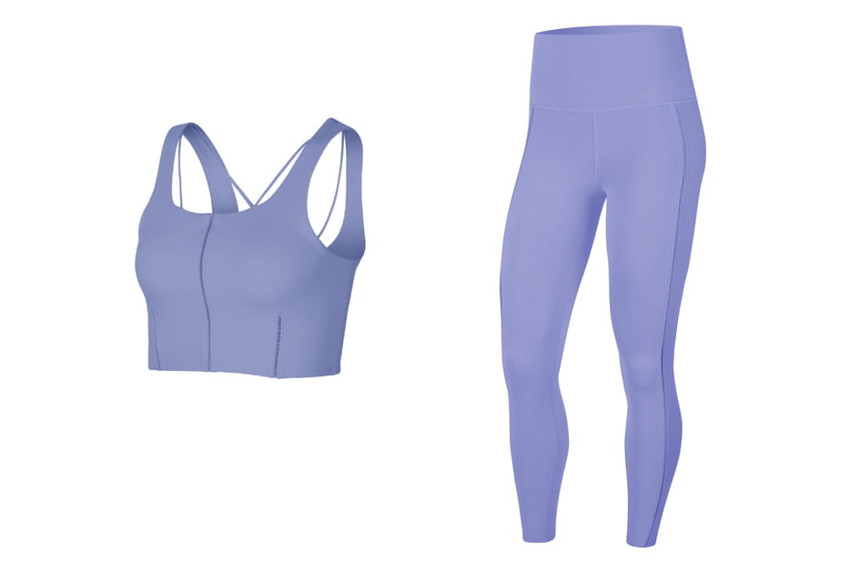 D&eacute;bardeur court et Legging 7/8&nbsp;Infinalon Nike Yoga Luxe de Nike