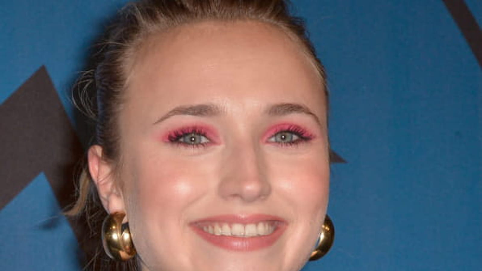 Chloé Jouannet et ses yeux maquillés
