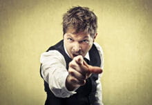 agressivite verbale 220