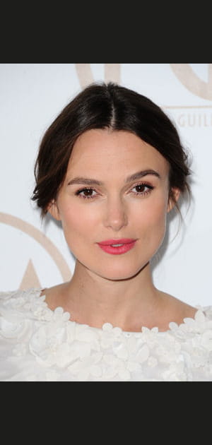 Le chignon boh&egrave;me de Keira Knightley