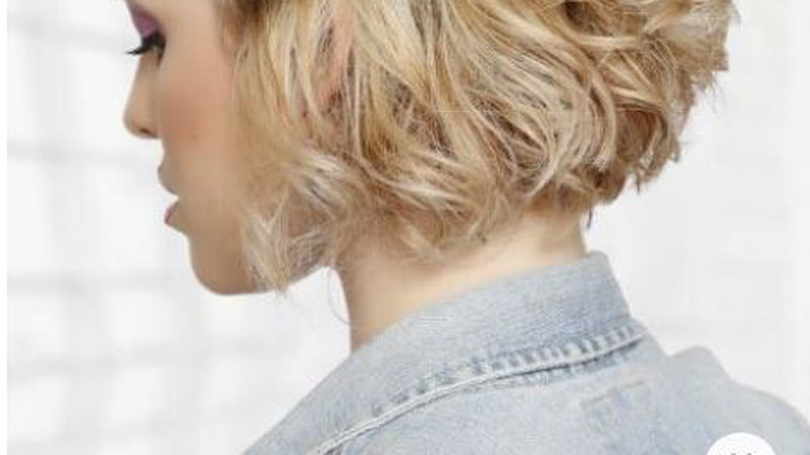 La tresse sur cheveux courts
