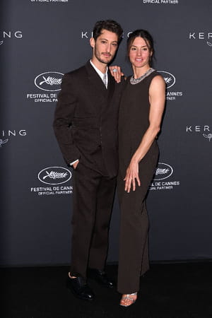 pierre-niney-natasha-andrews-look