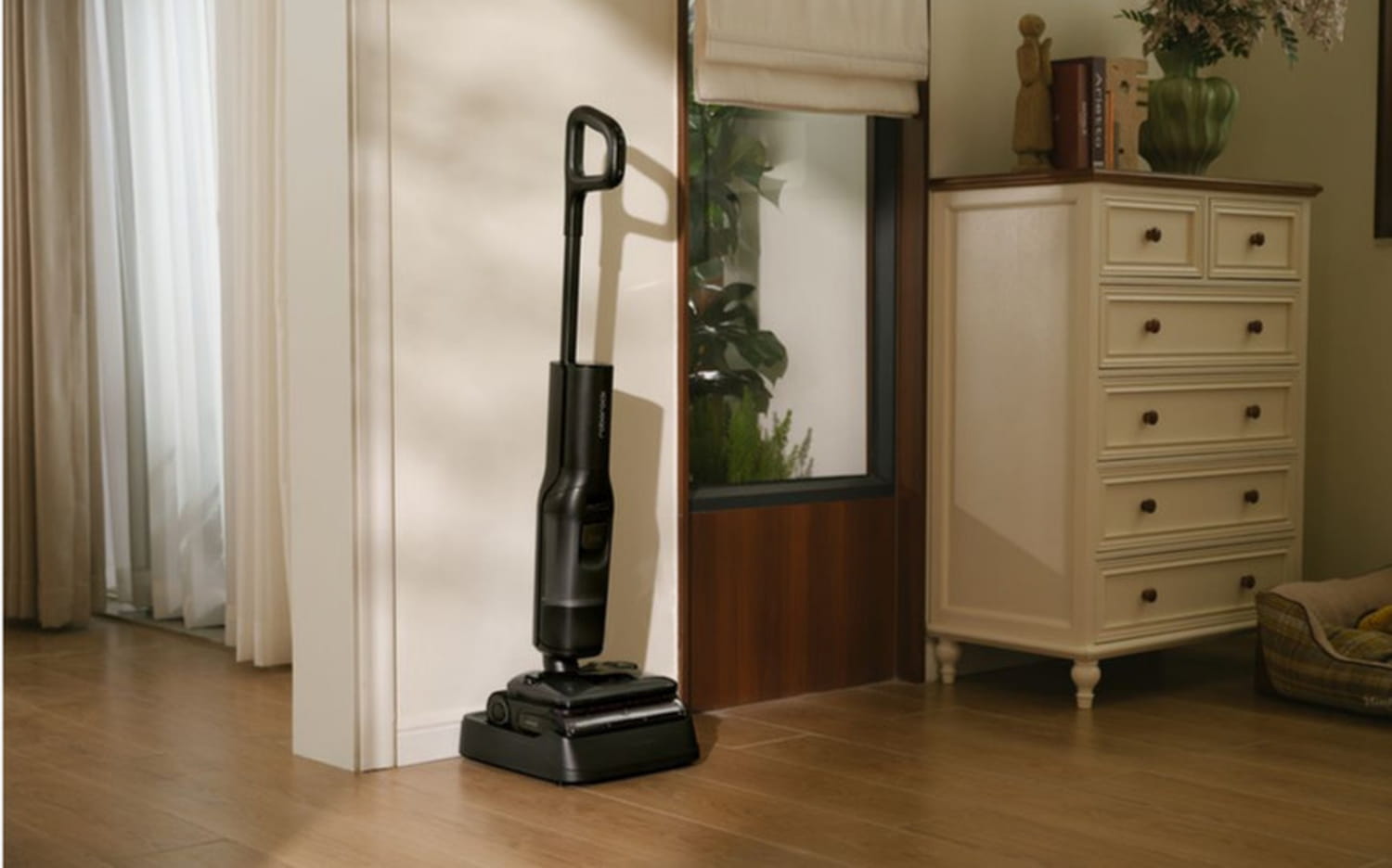 Roborock launches a steam vacuum cleaner, certified safe for parquet floors Roborock launches a steam vacuum cleaner, certified safe for parquet floors
