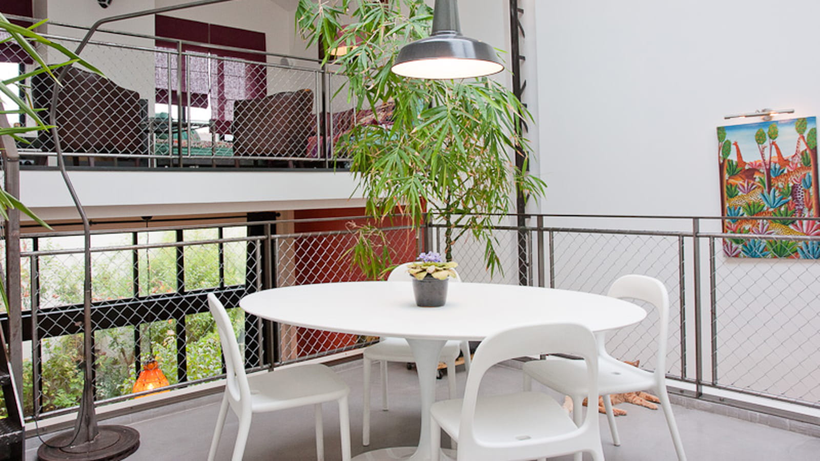 En mezzanine