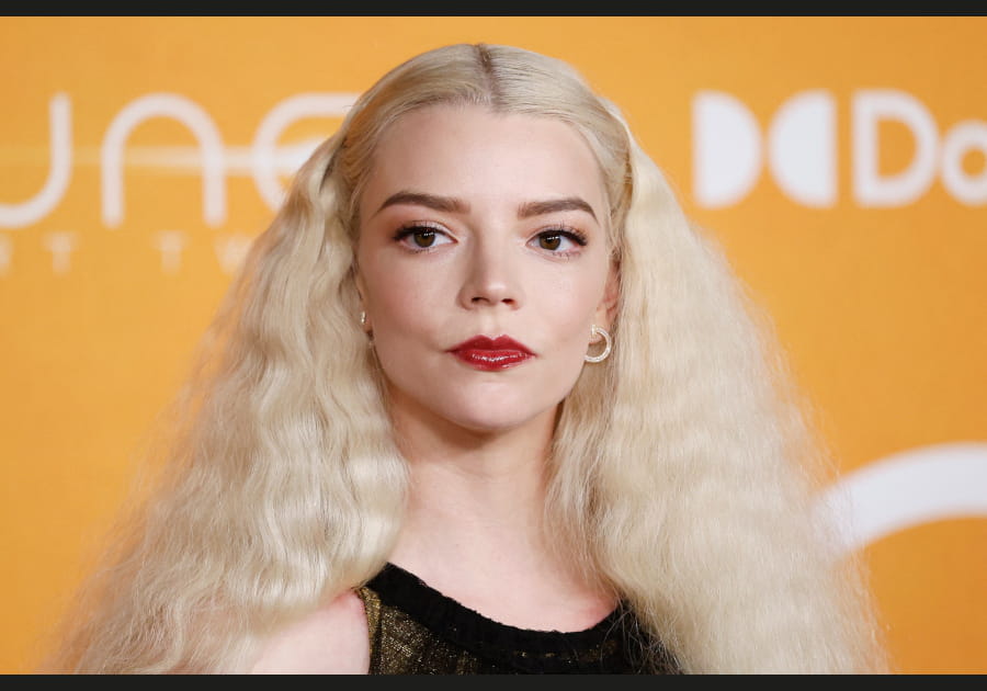 Top&nbsp;: la coiffure gonfl&eacute;e d'Anya Taylor-Joy