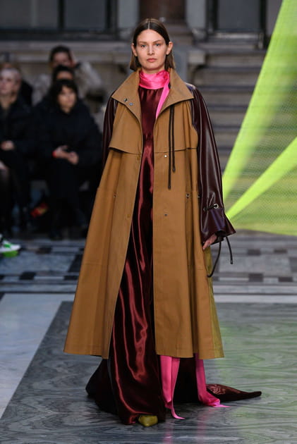 D&eacute;fil&eacute; Roksanda automne-hiver 2020-2021