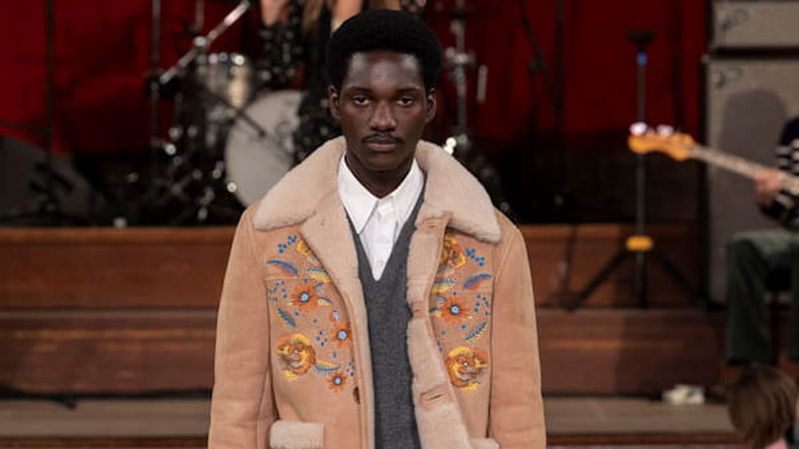Look 5