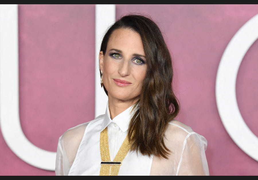 Camille Cottin, hypnotique avec son regard bleu